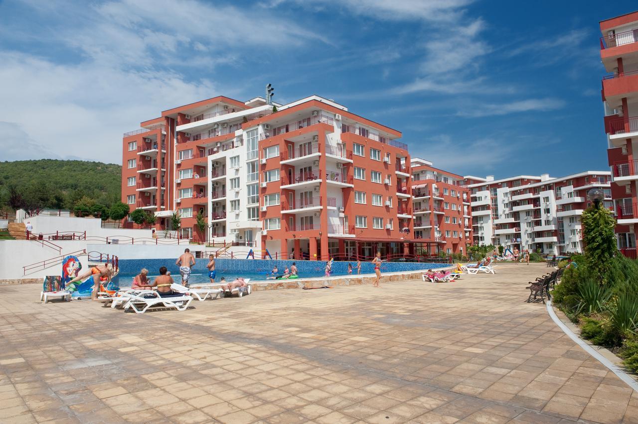 Marina And Panorama Apartments Sveti Vlas Exterior foto